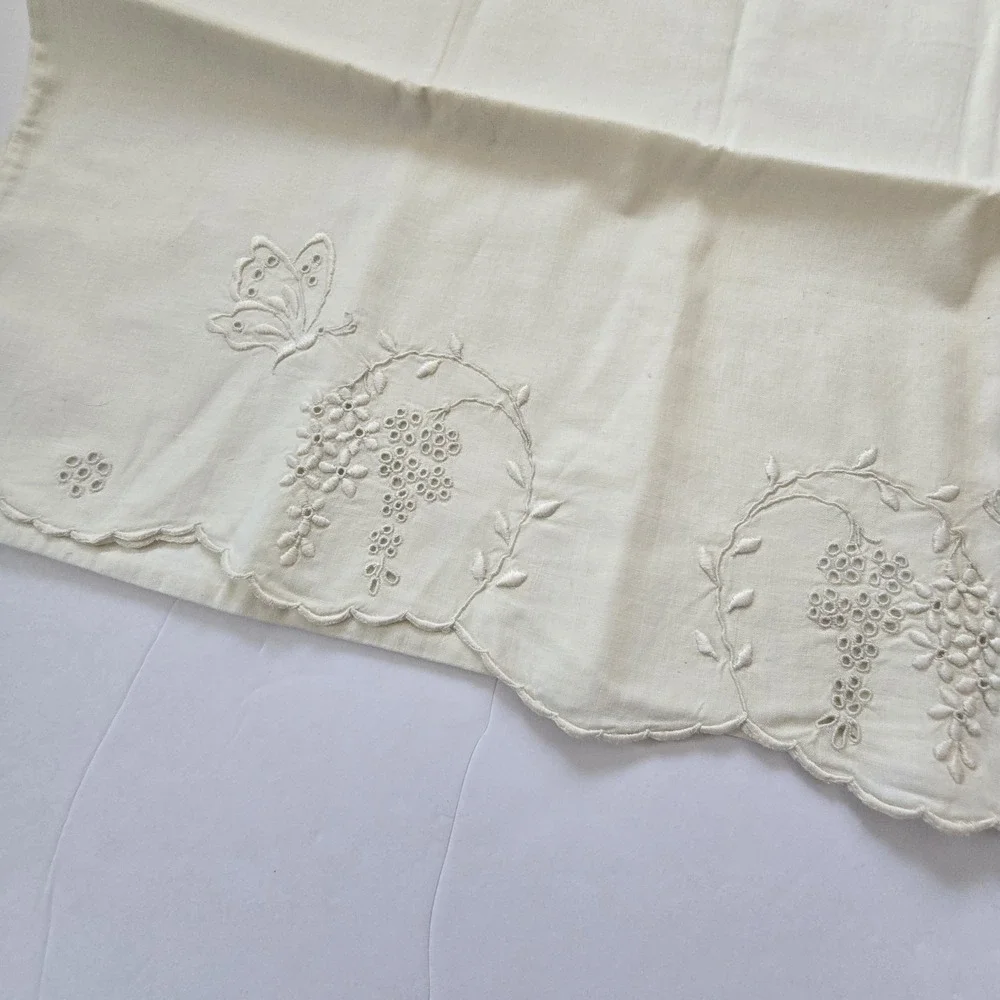 Vintage Embroidered Pillowcase Cream Boho Cottage Granny Shabby Cotton